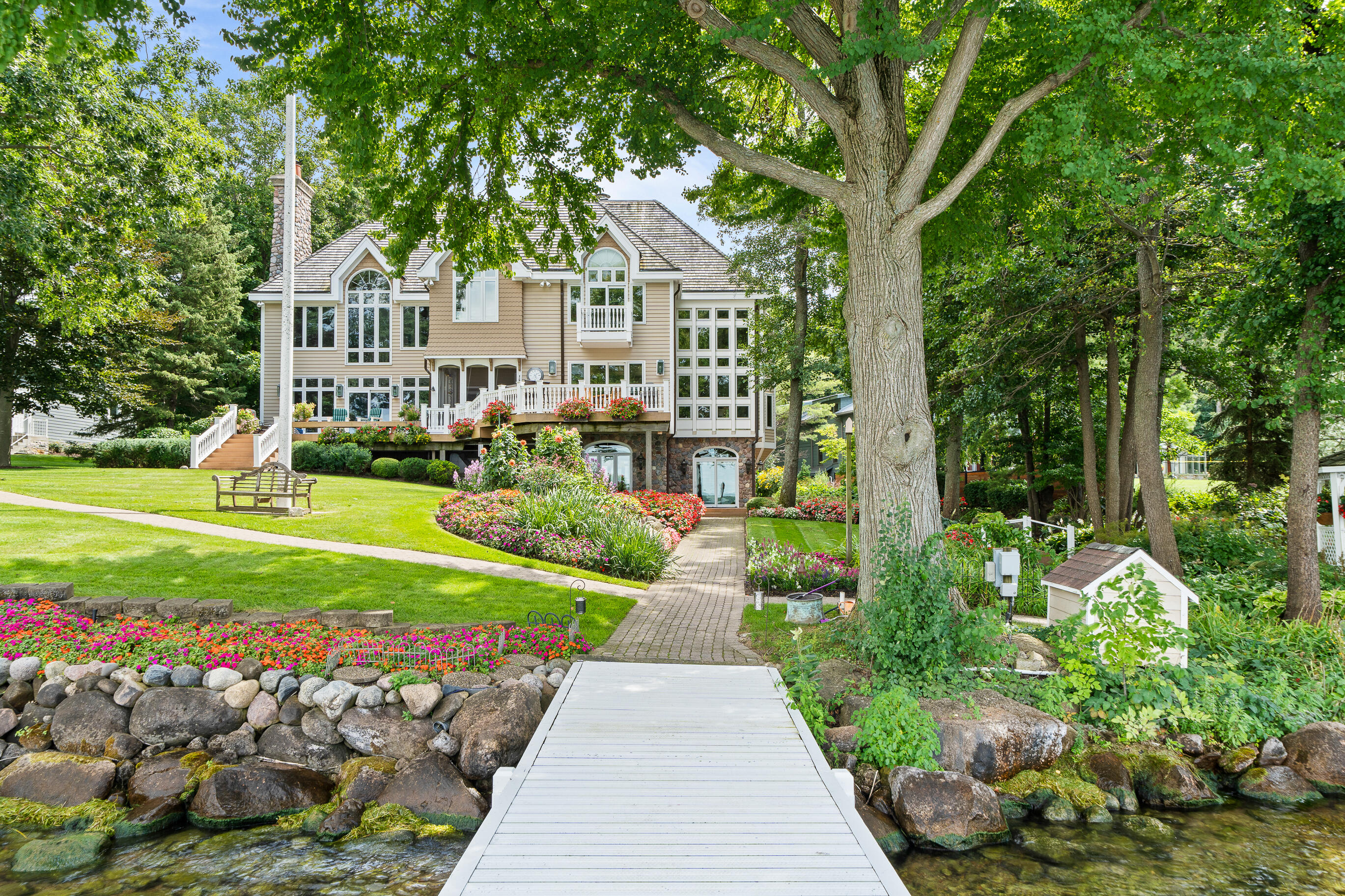 Tricia Forbeck Compass Real Estate in Lake Geneva, WI