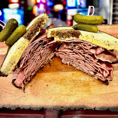 Dockside NY Deli & Waterfront Restaurant in Urbanna, VA (3)