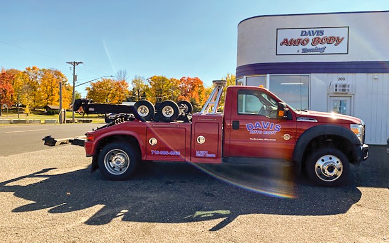 Davis Auto Body LLC in Turtle Lake, WI