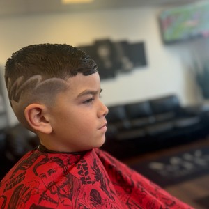 MONSTER KUTZ barbershop in Sandusky, OH (5)