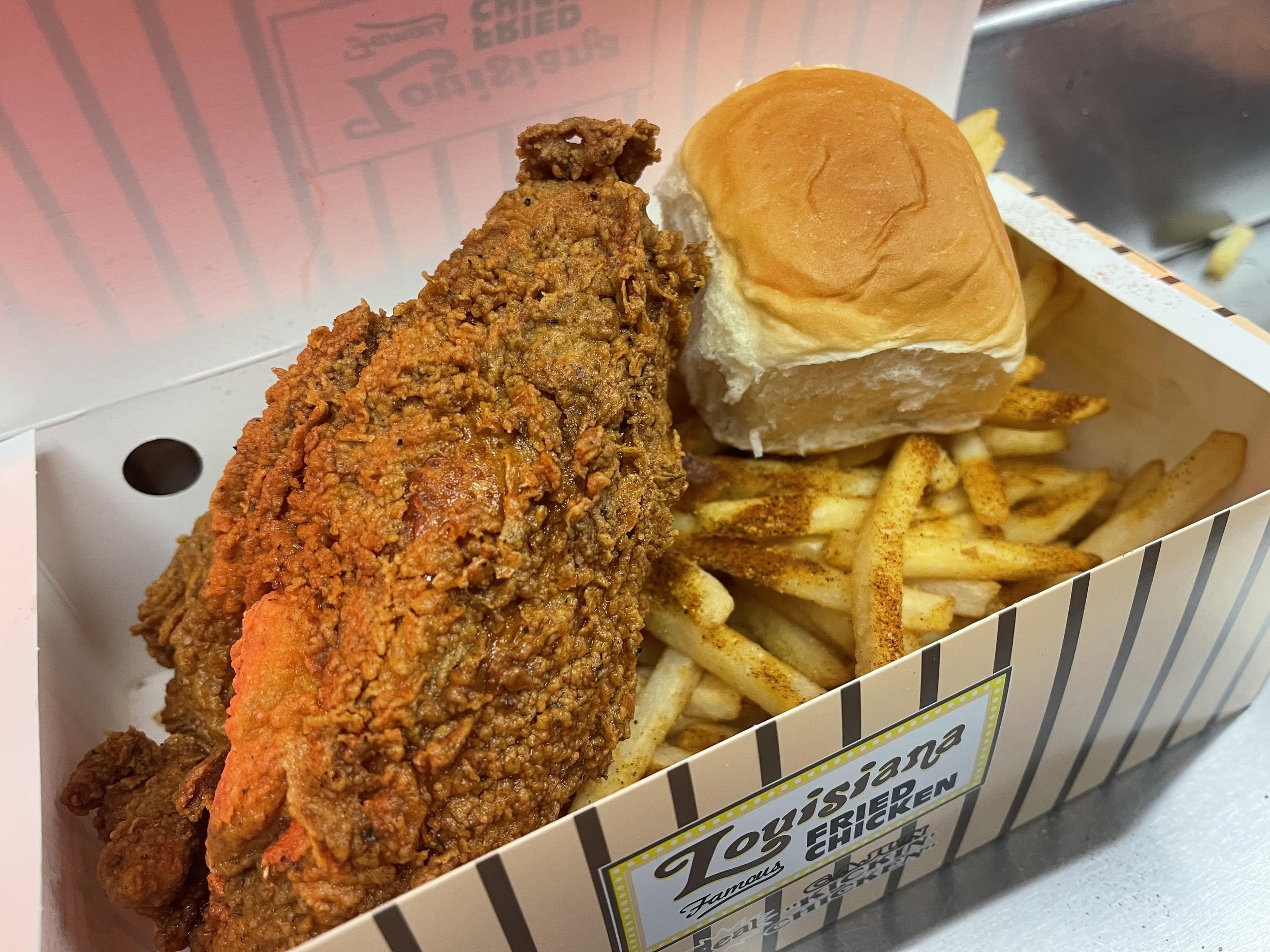 Louisiana Fried Chicken & Seafood in Fontana, CA (4)