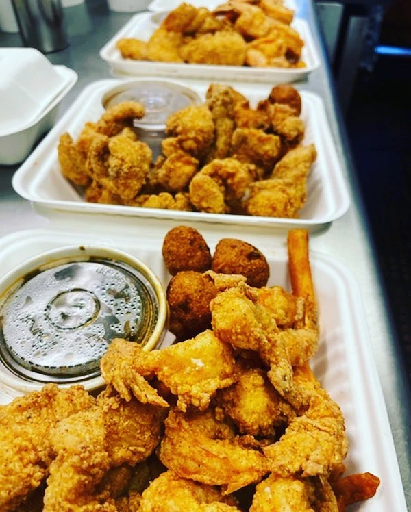Louisiana Fried Chicken & Seafood in Fontana, CA (6)