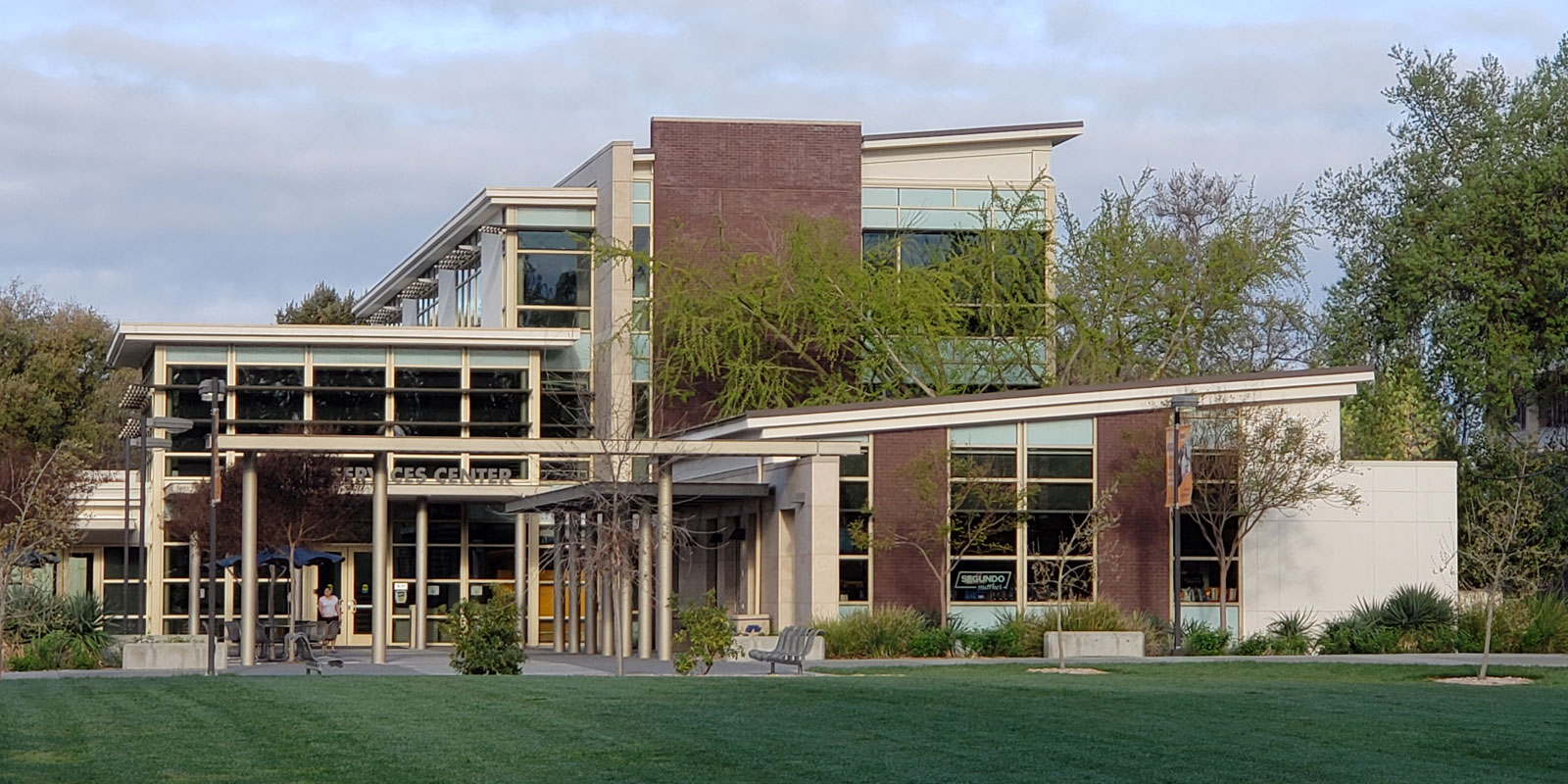 Tercero Dining Commons in Davis, CA (2)