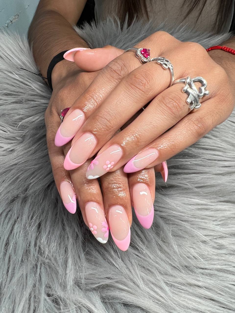 Express 83 Nails in McAllen, TX