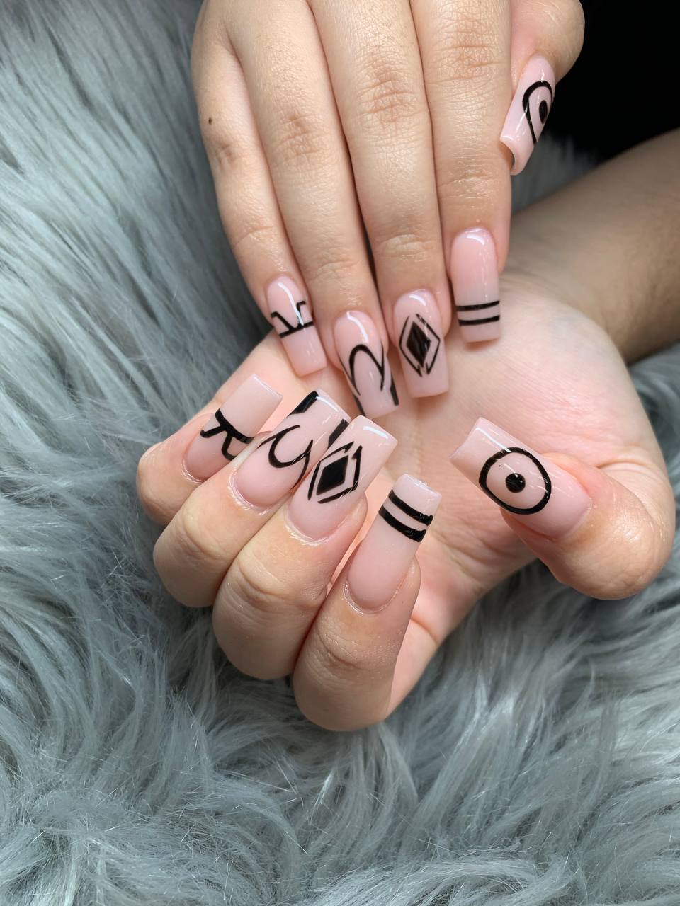 Express 83 Nails in McAllen, TX (3)
