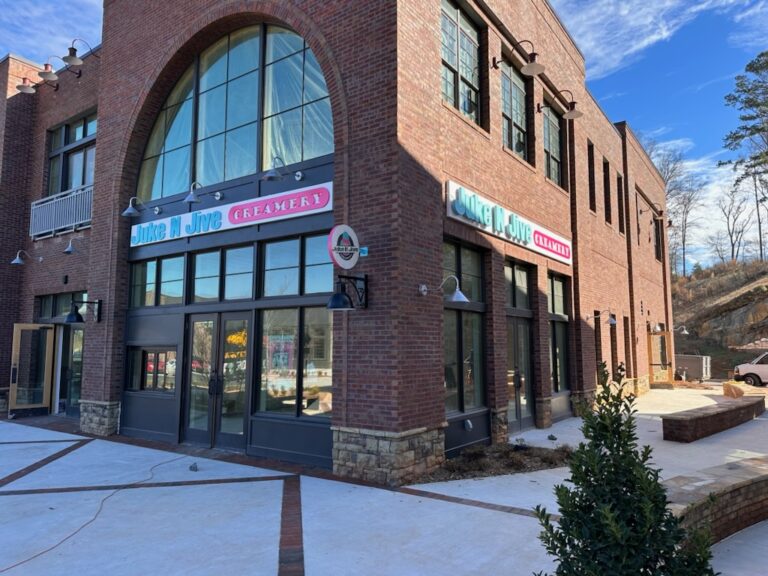 Juke N Jive Creamery in Braselton, GA (4)