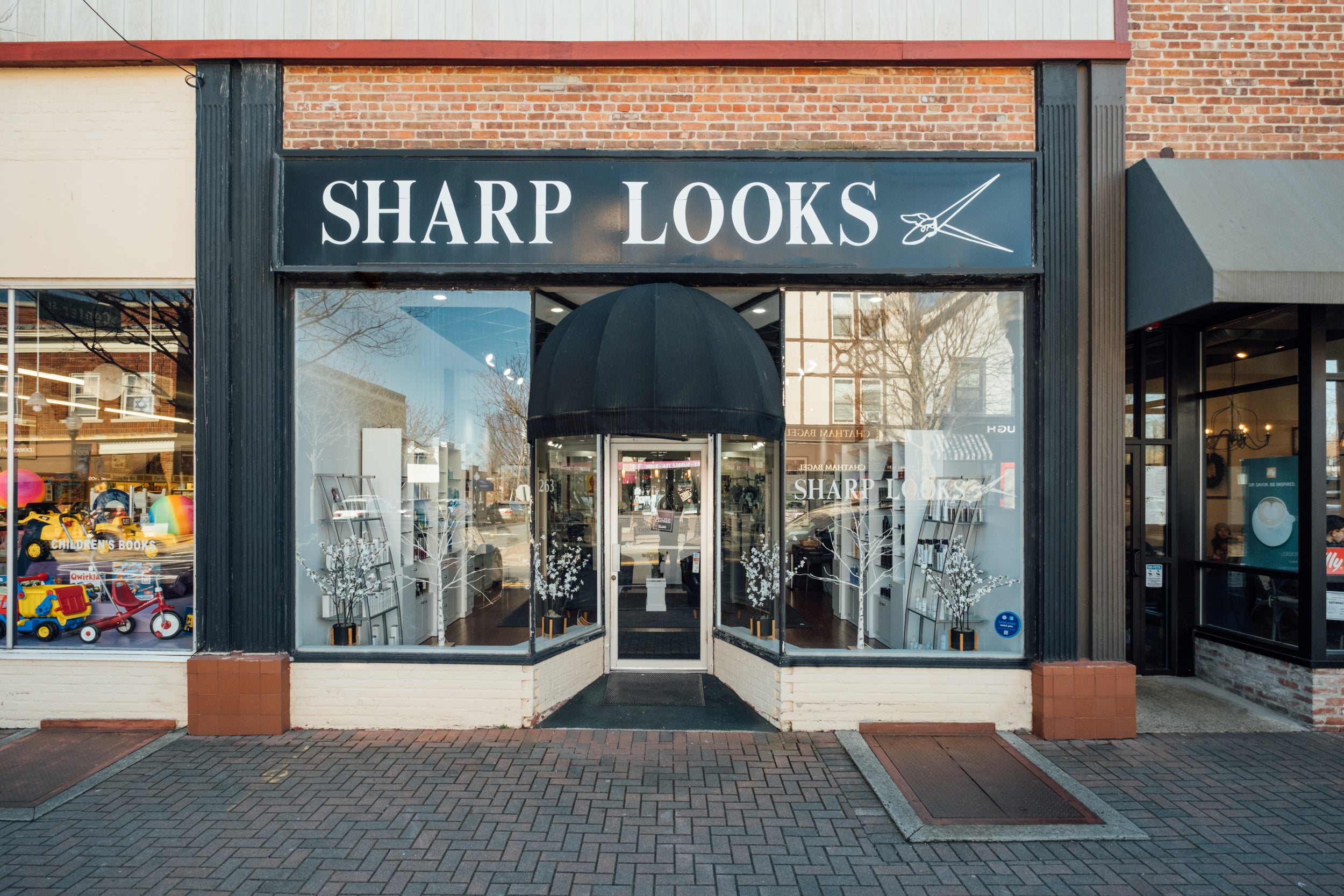 Sharp Looks Salon in Chatham, NJ