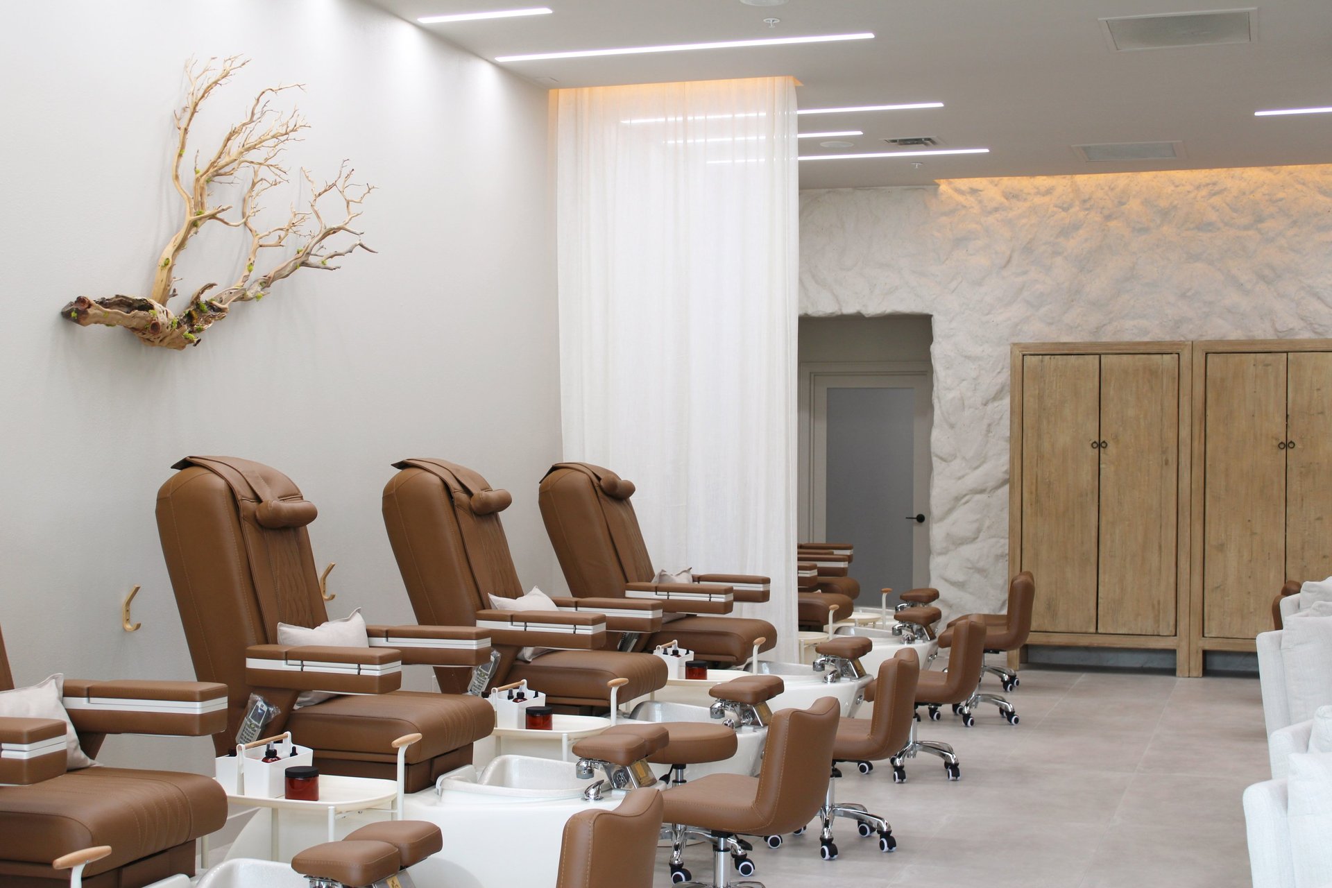 Zodiac Nail Boutique in Santa Clarita, CA (3)
