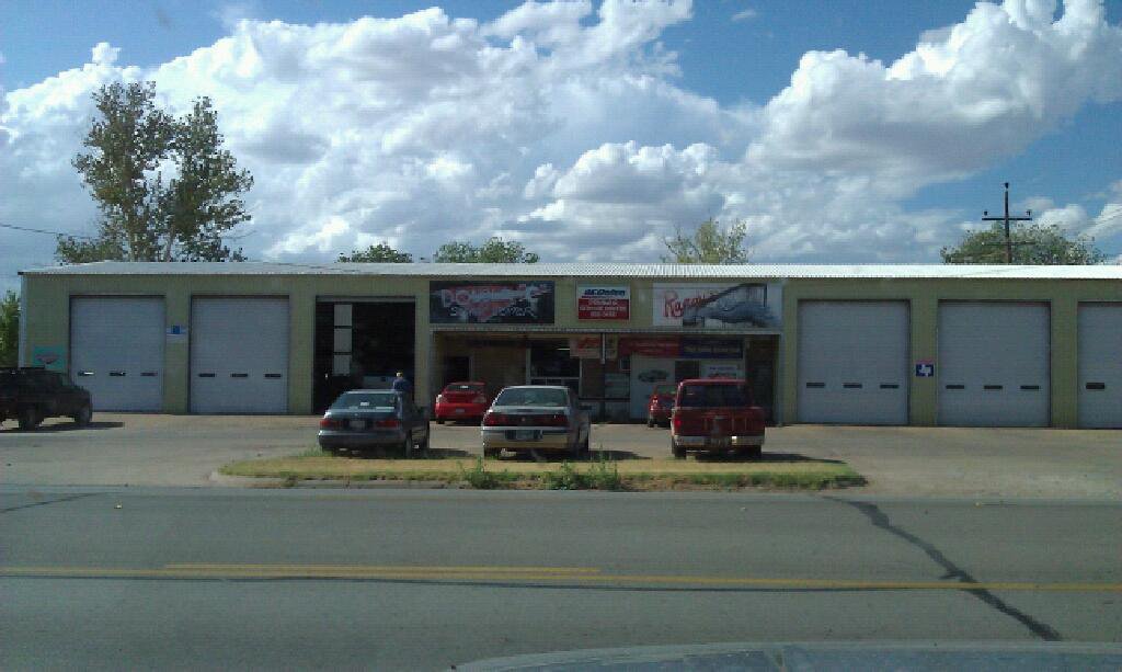 Double C Service Center in Seymour, TX (2)