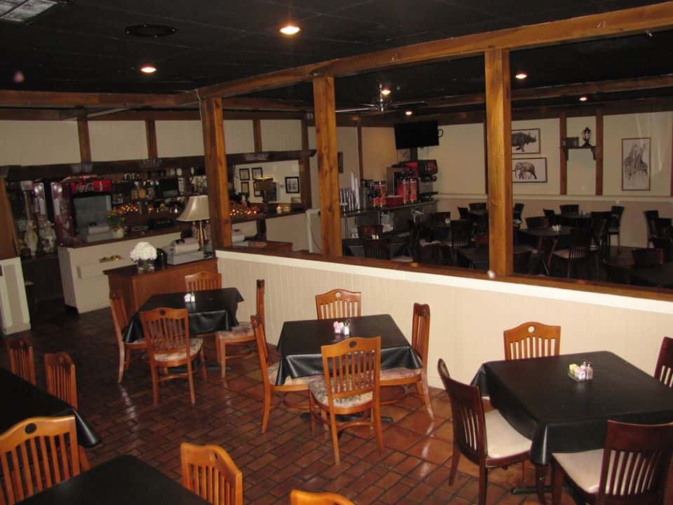 Ernie's Cafe & Catering in Pasadena, TX (4)