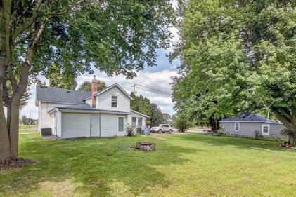 GATEWAY, REALTORS in Beloit, WI (3)