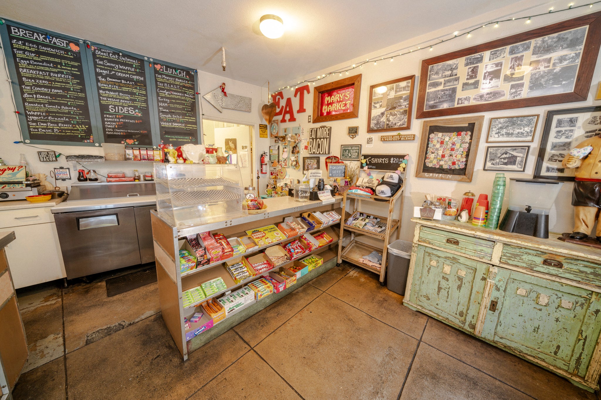 Mary's Market in Sierra Madre, CA (4)