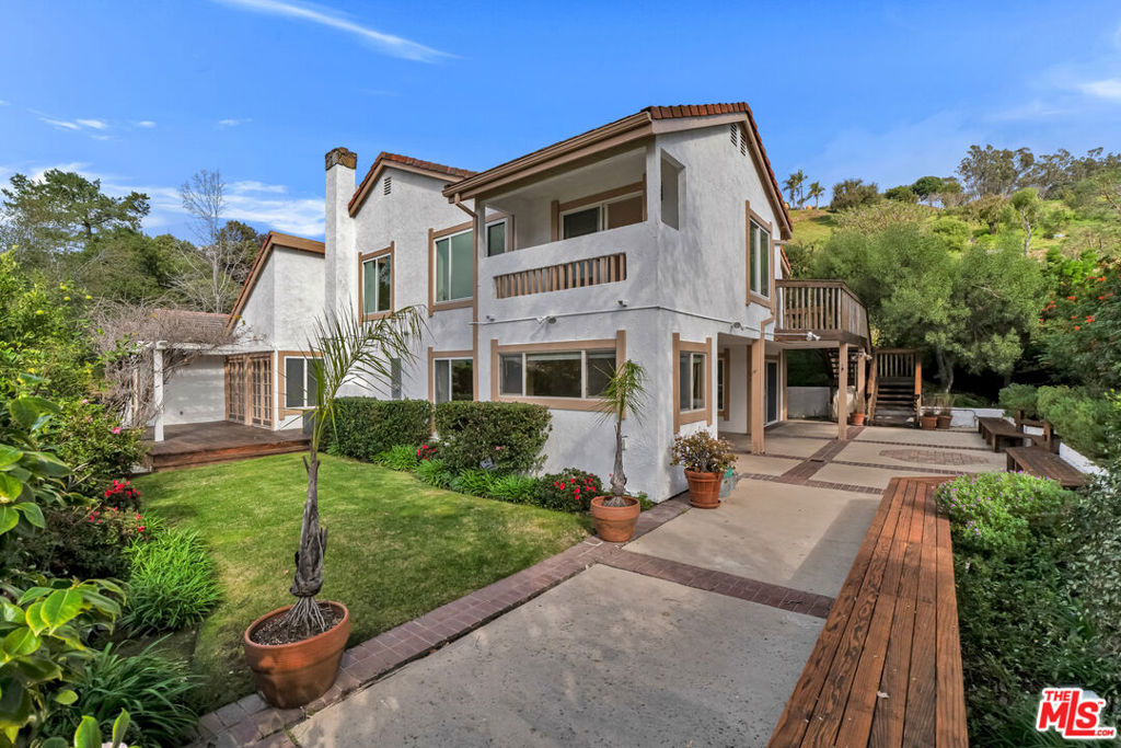 LaRocca Real Estate, Inc. in Hermosa Beach, CA (2)