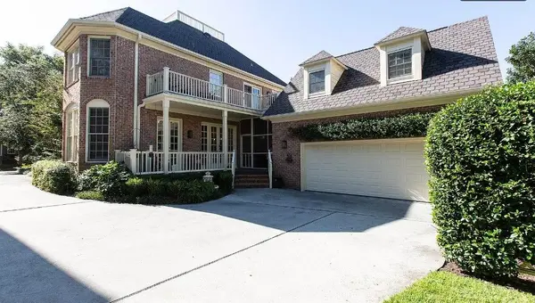 Janée Krauth Realtor in Hickory, NC