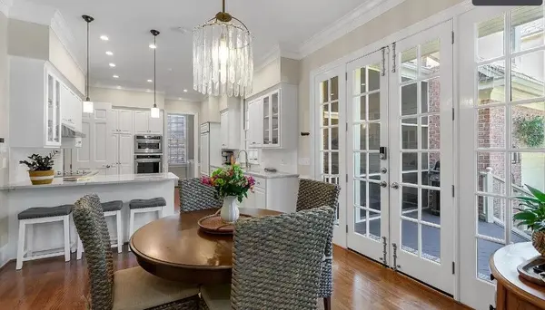 Janée Krauth Realtor in Hickory, NC (2)
