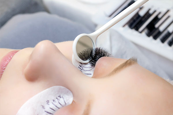 Izzy Nail Salon in Downingtown, PA (5)