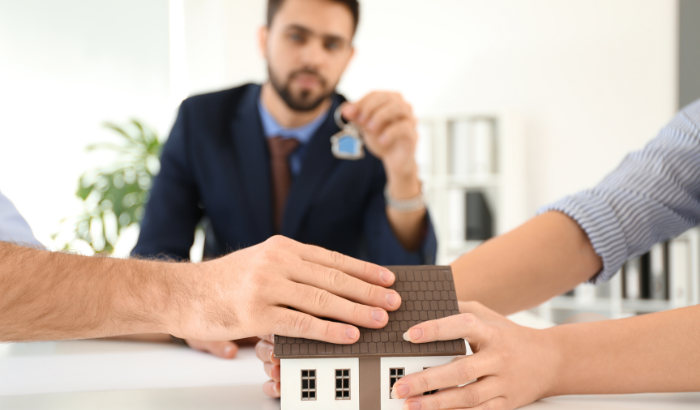 Robert Moore Buys Houses As-Is in Allentown, GA (3)