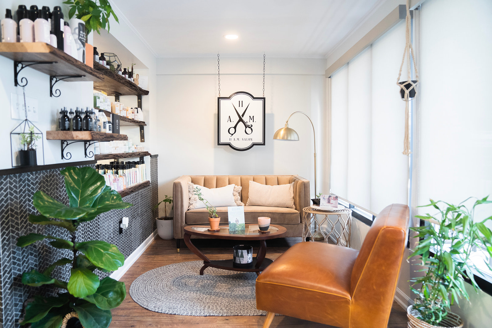 11 AM Salon in Lansdale, PA
