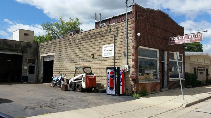 Doug's Auto Service in Burlington, WI (5)