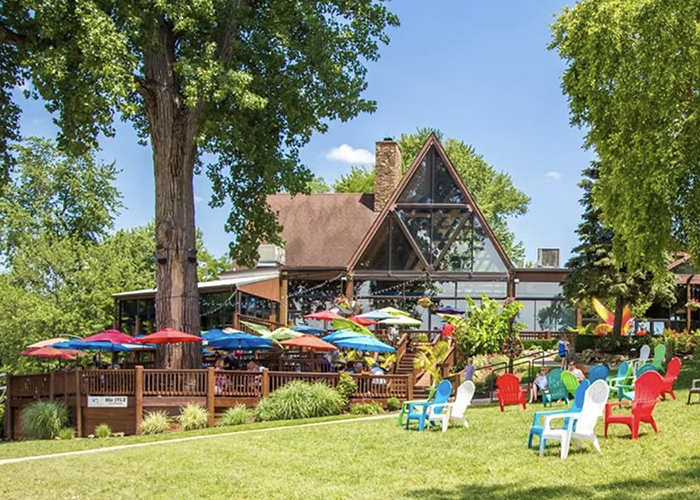 Captain's Quarters Riverside Grille in Prospect, KY (5)