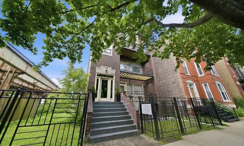 Jill Collins - Realtor in Elk Grove Village, IL (2)