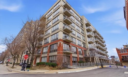 Jill Collins - Realtor in Elk Grove Village, IL (4)