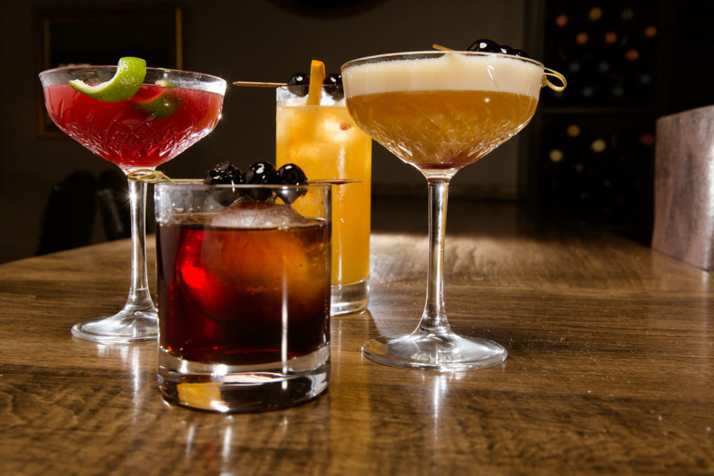 Hook & Hoof New American Kitchen and Cocktail in Willoughby, OH (2)