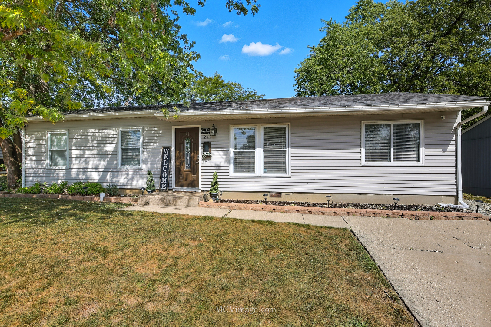Realty Executives Elite: Cathy Litoborski in Lemont, IL (2)