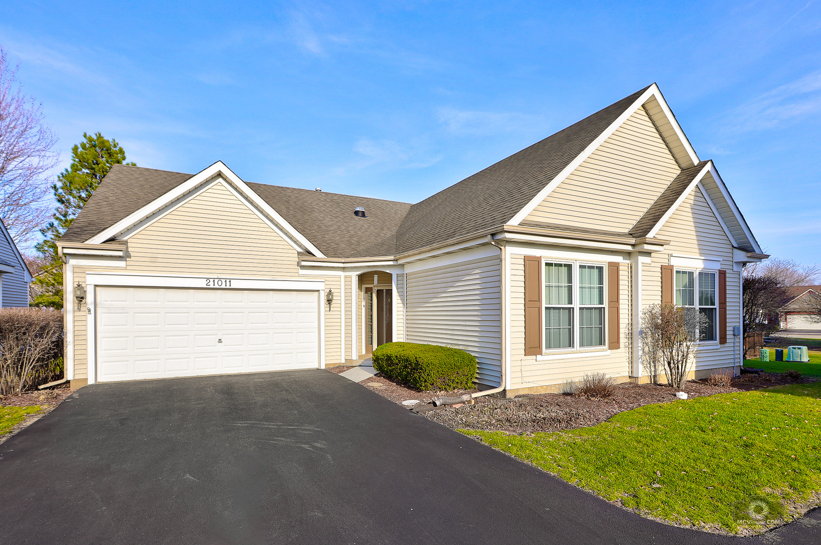 Realty Executives Elite: Cathy Litoborski in Lemont, IL (4)