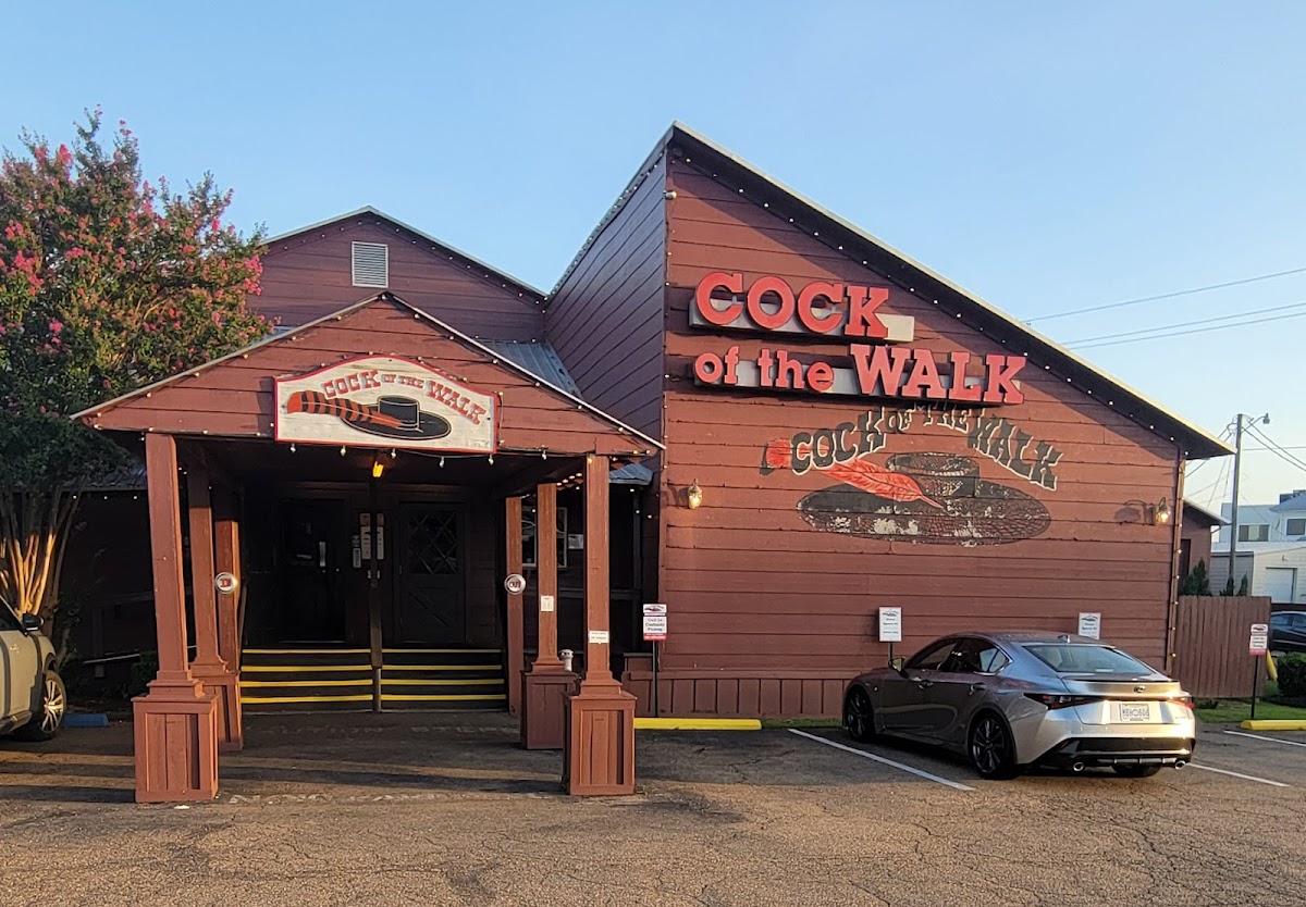 Cock of the Walk in Ridgeland, MS (6)