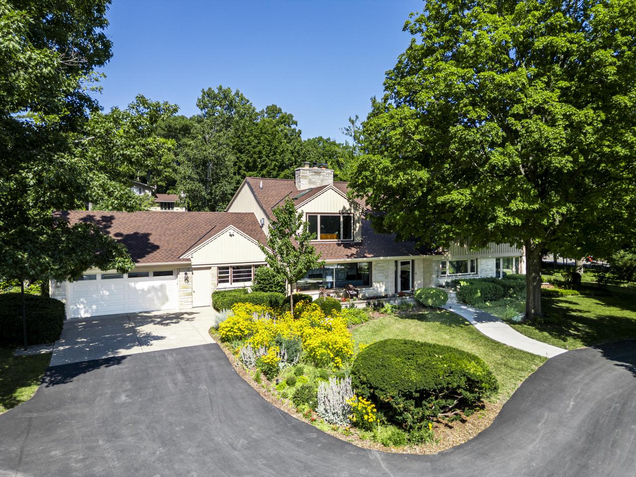 Kuss & Co. Homes in Wauwatosa, WI (6)
