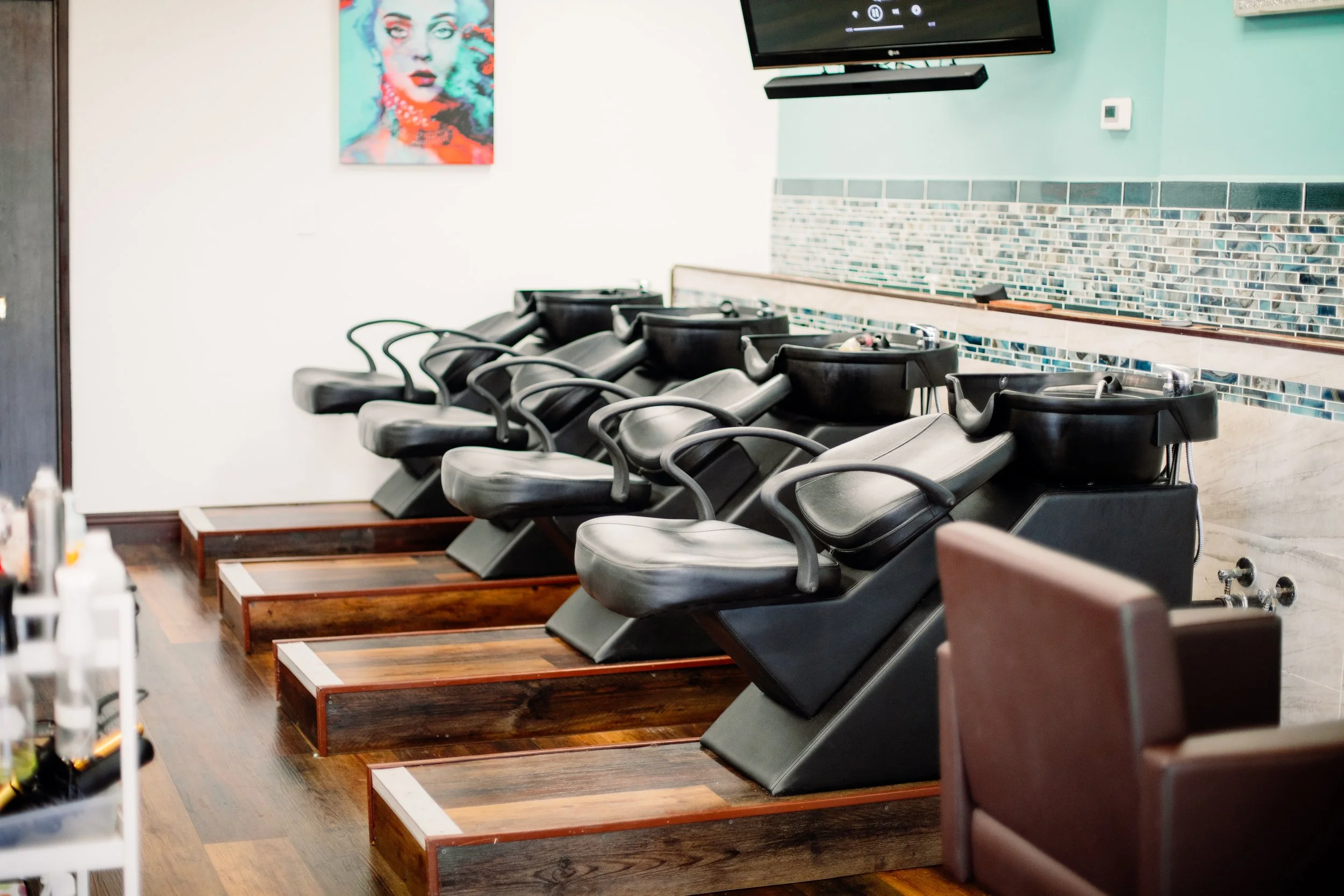 Continued beauty lounge in San Diego, CA (2)