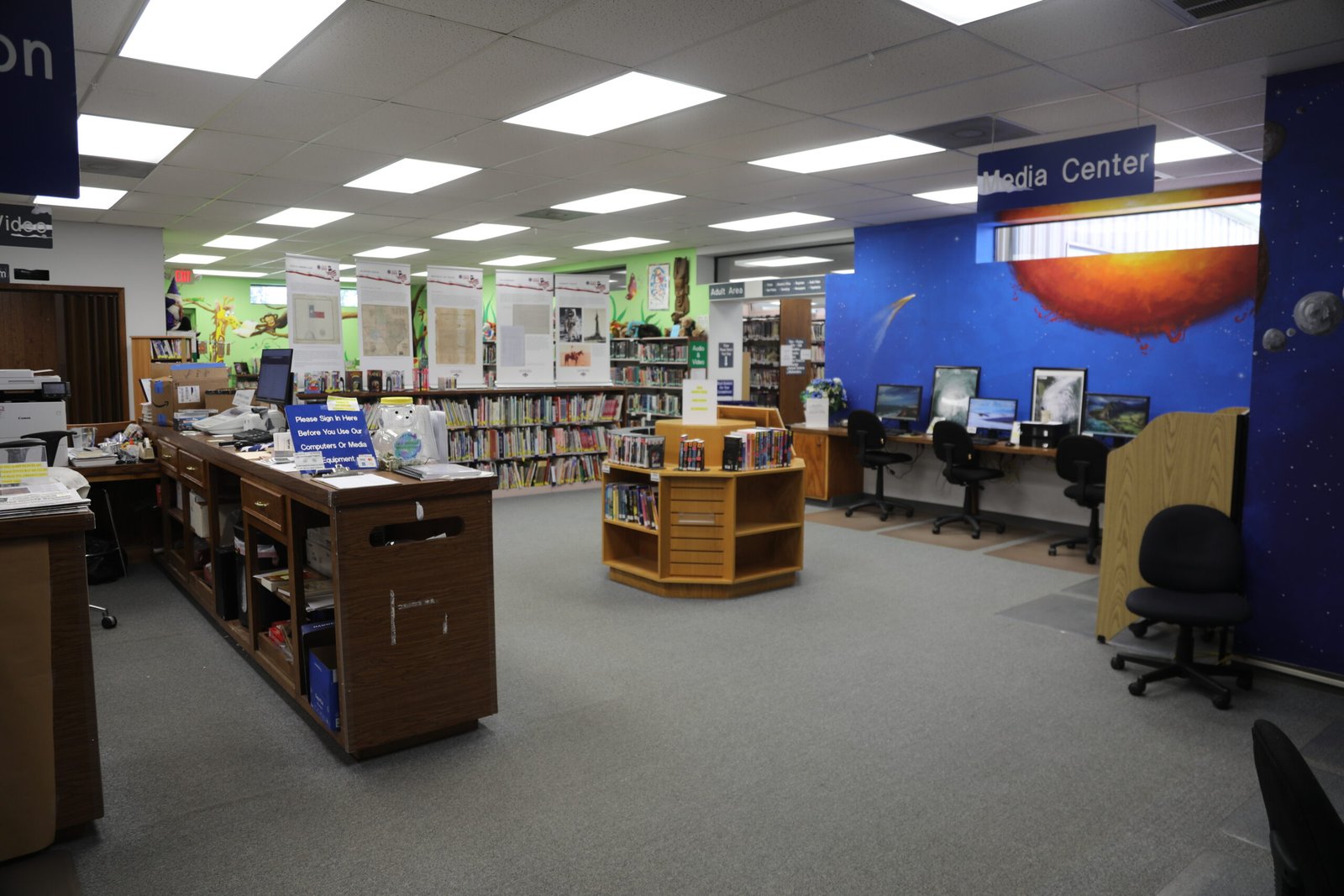 J R Huffman Public Library in Hemphill, TX (5)