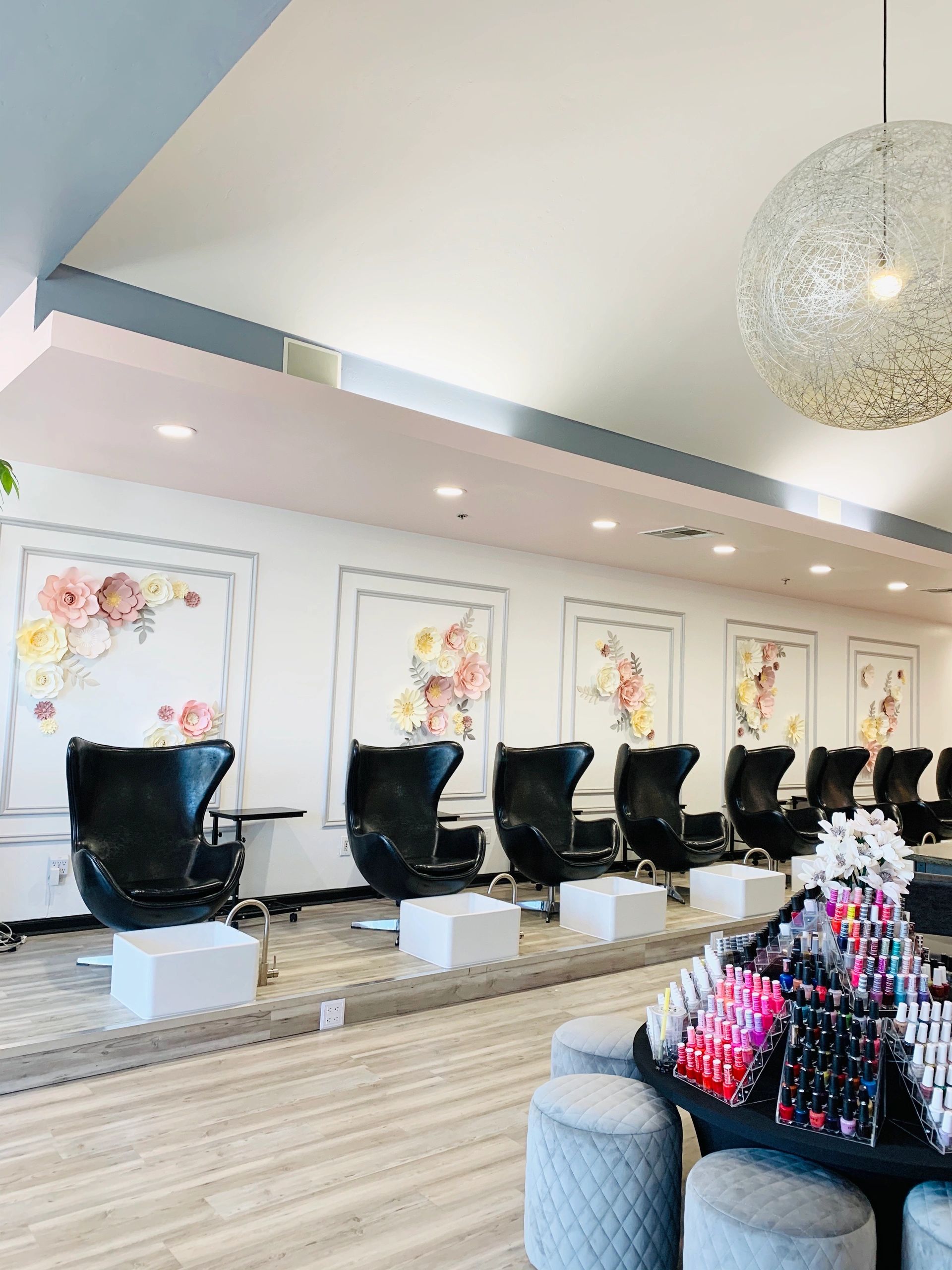 Aqua Nail Bar in Fresno, CA