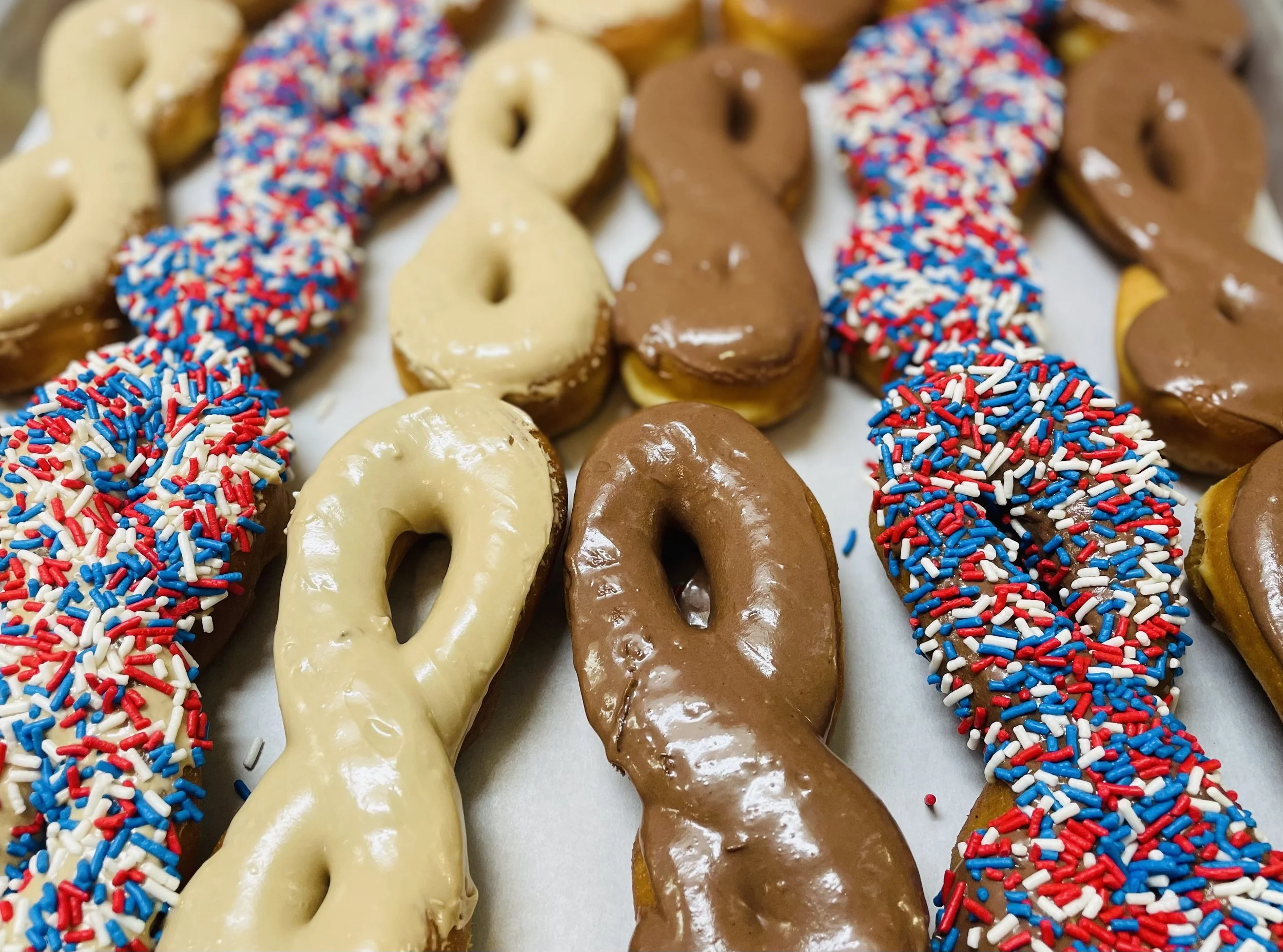 Maggie's Doughnuts and Cafe featuring Bake by Cristina Soriano in Kirtland, OH (3)