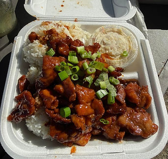 Evie's Luau Food Trailer in Ashtabula, OH (5)
