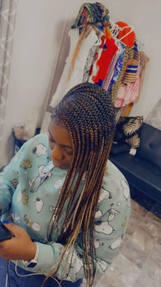 Tina African hair braiding in Dayton, OH