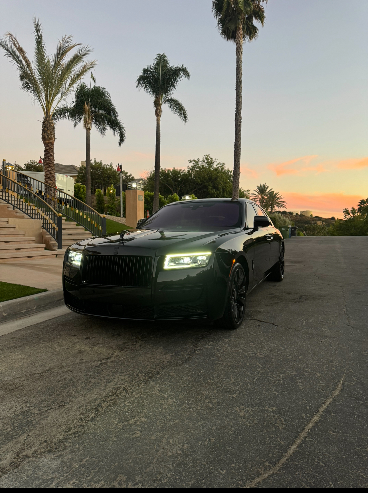 EZ car details in Reseda, CA