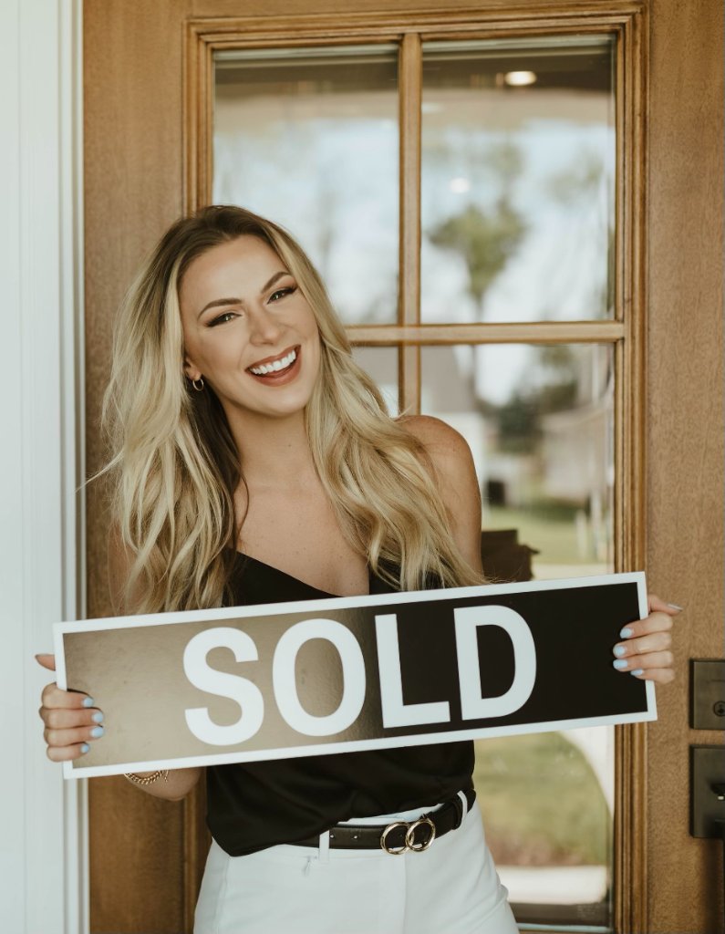 Hannah Laps - Ohio Realtor® in Canton, OH (3)