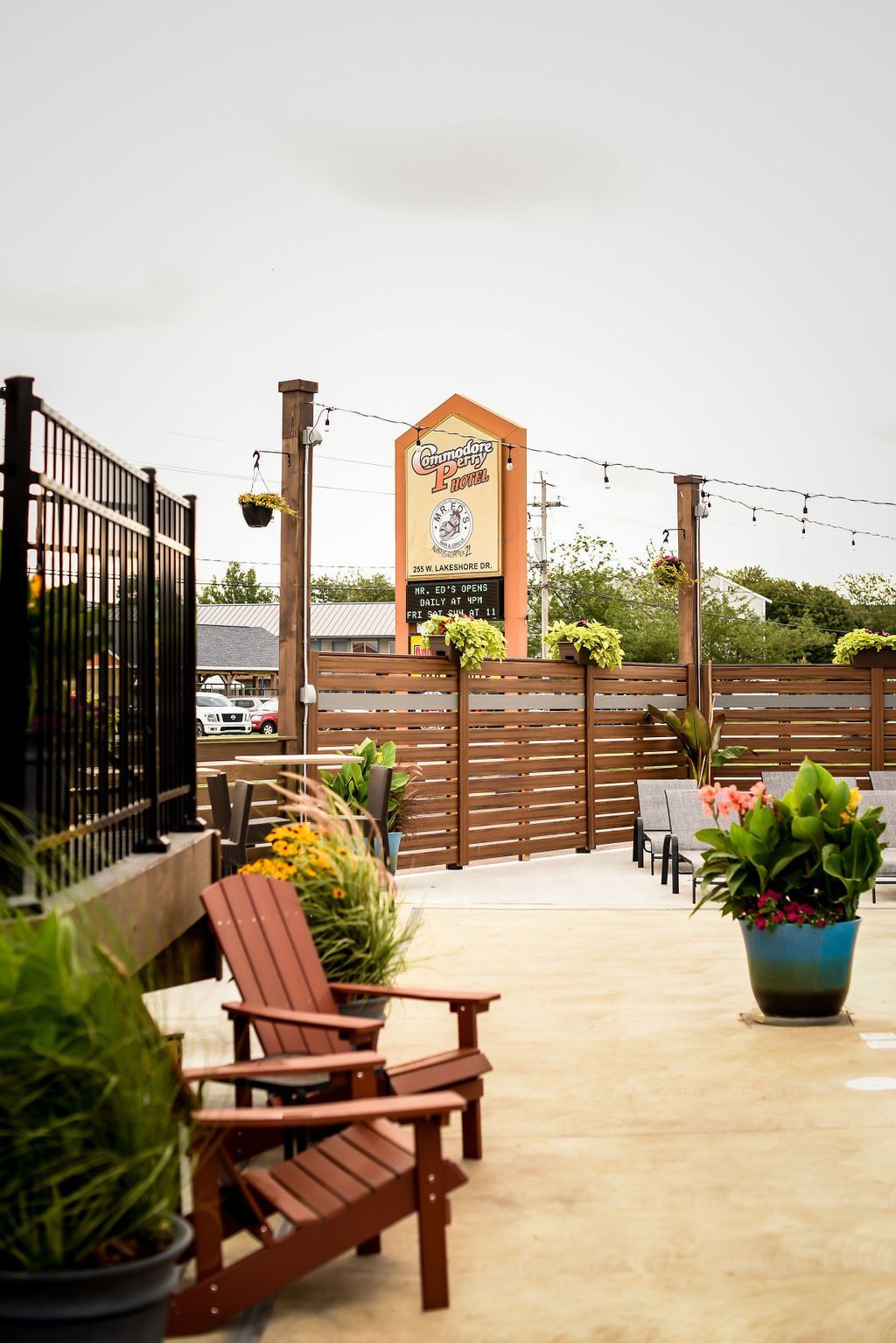 Off The Rock - Pool & Patio Bar in Port Clinton, OH (3)