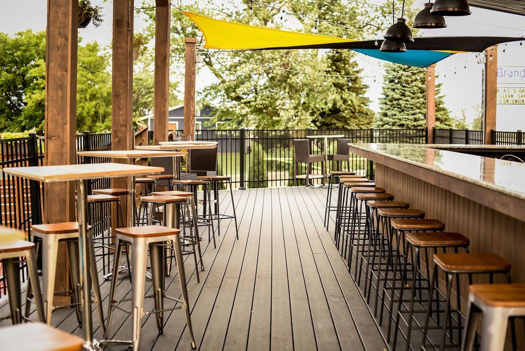 Off The Rock - Pool & Patio Bar in Port Clinton, OH (4)