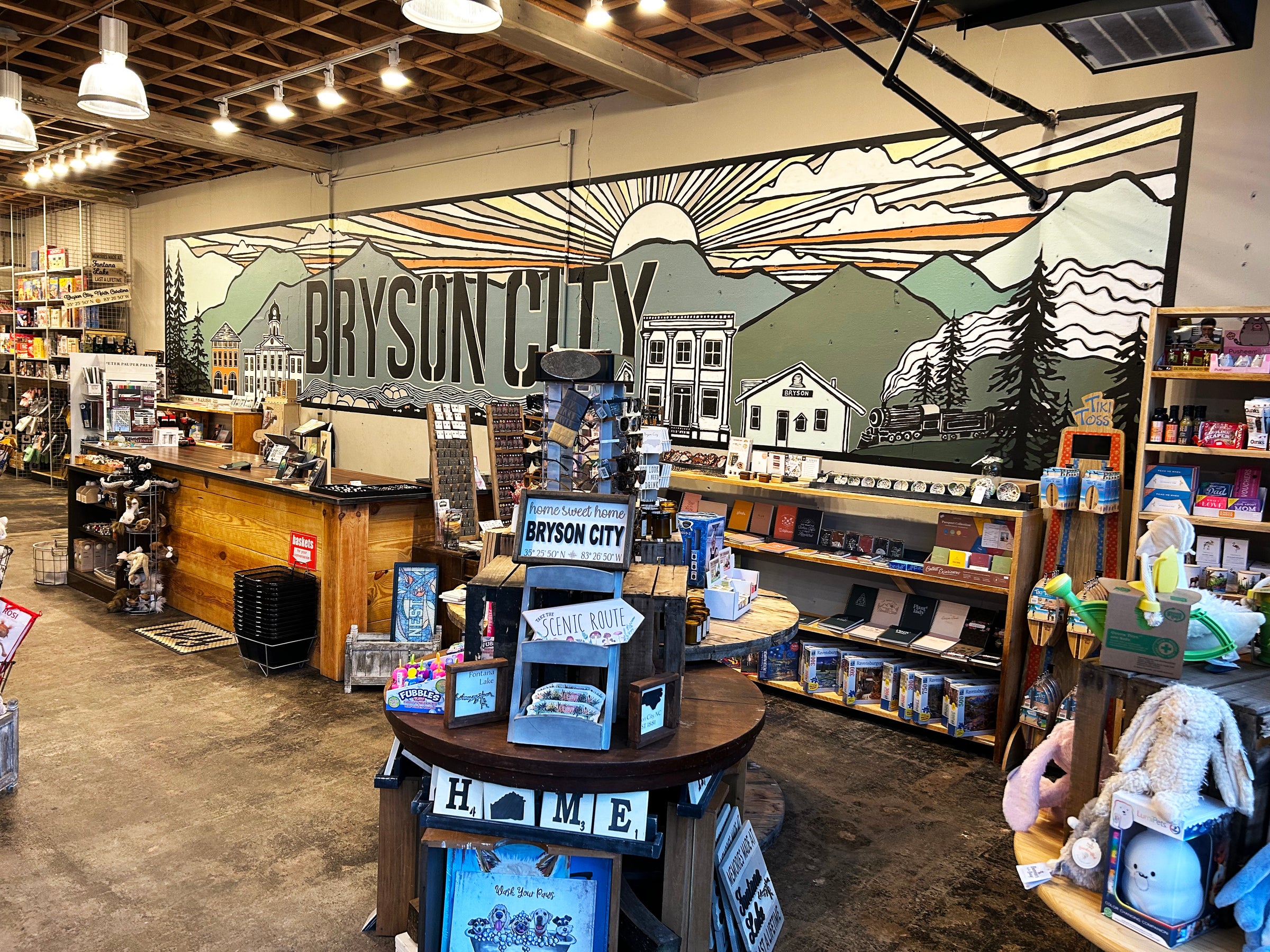 MRKT on the Square - Gift & Toy Store in Bryson City, NC (4)
