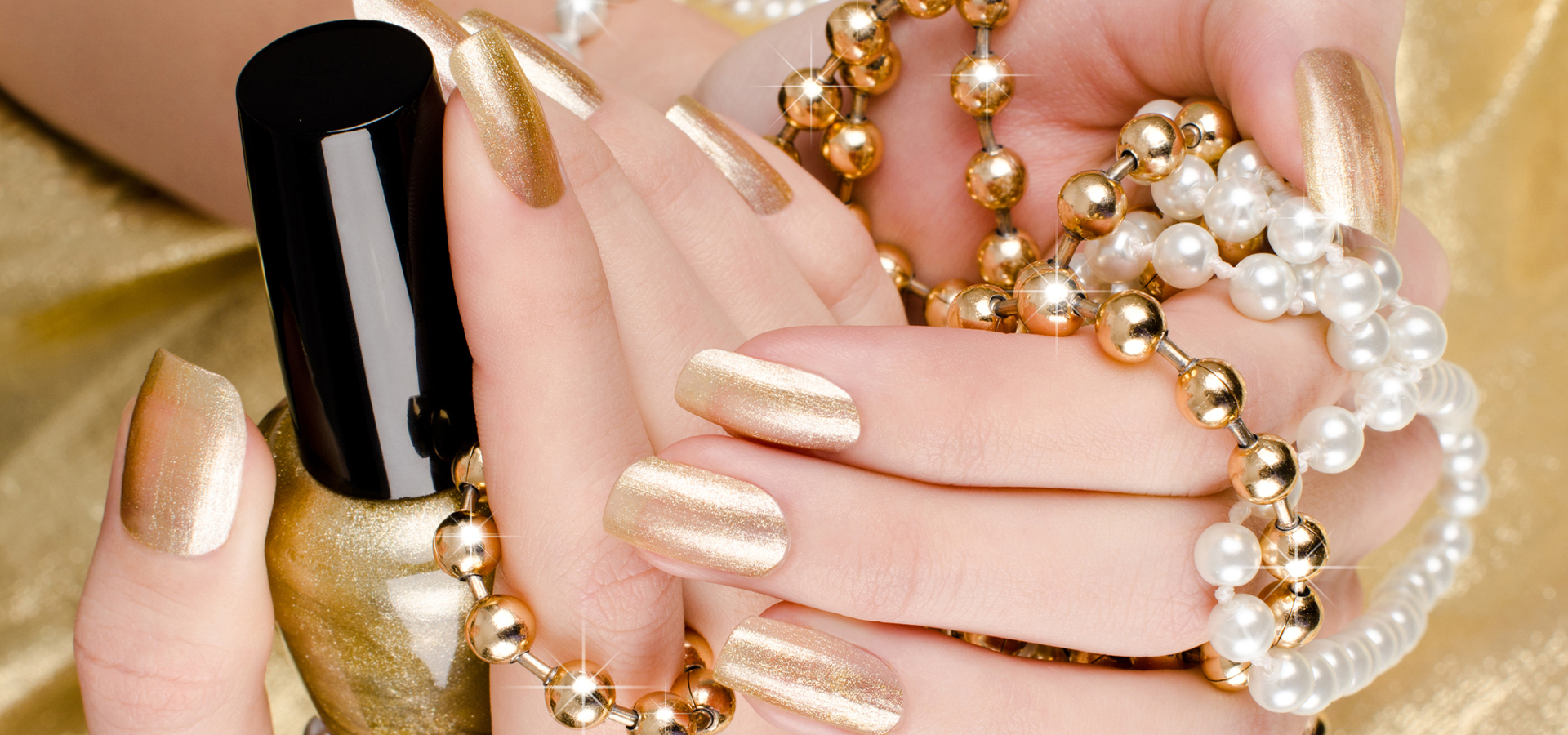 Holly's Nail Bar & Spa in San Antonio, TX
