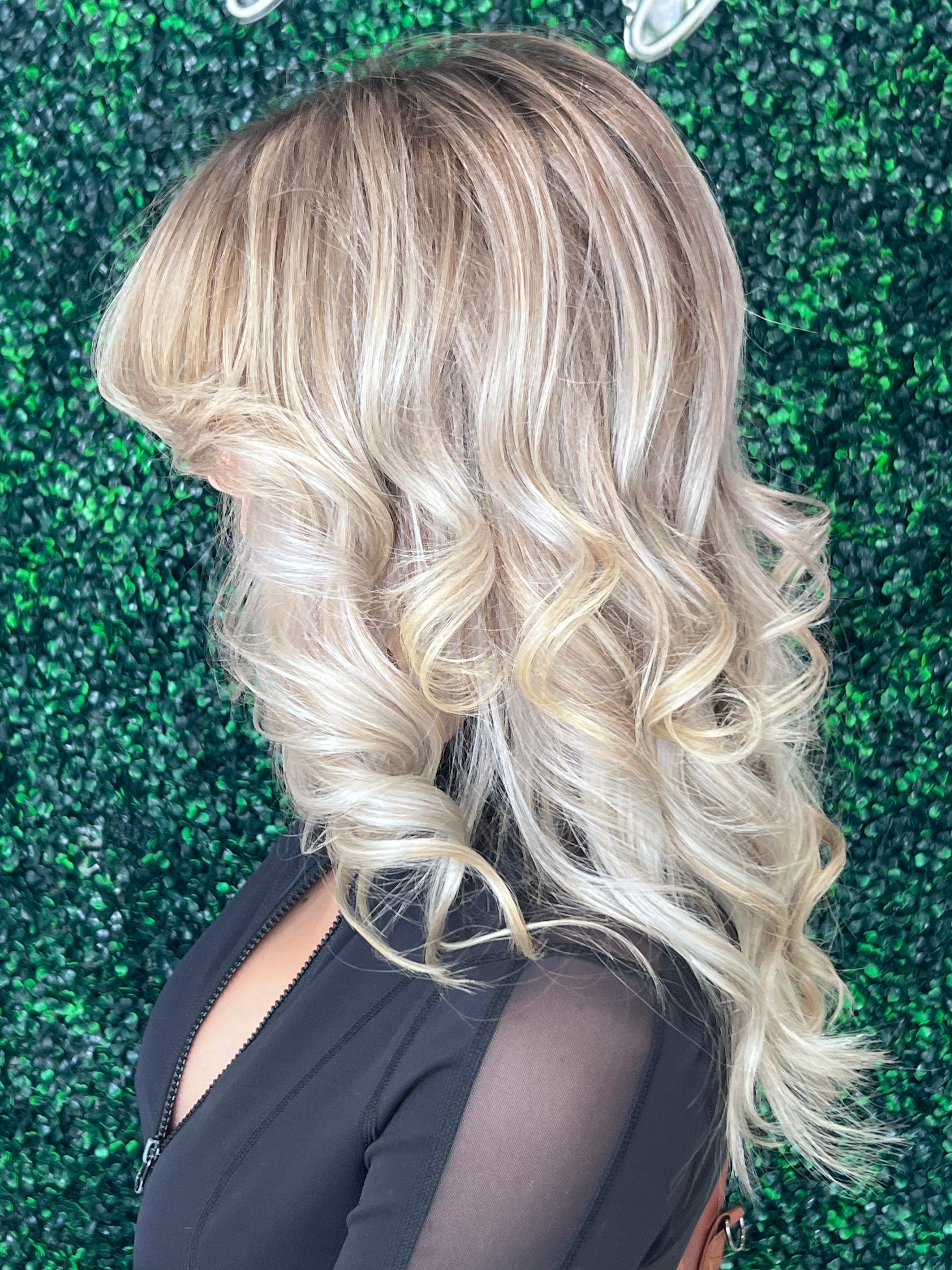 The Salon Avenue in Visalia, CA (2)