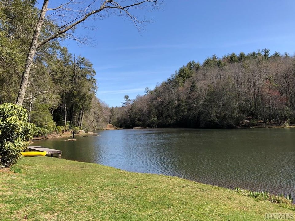 Mountain Life Properties in Highlands, NC (4)