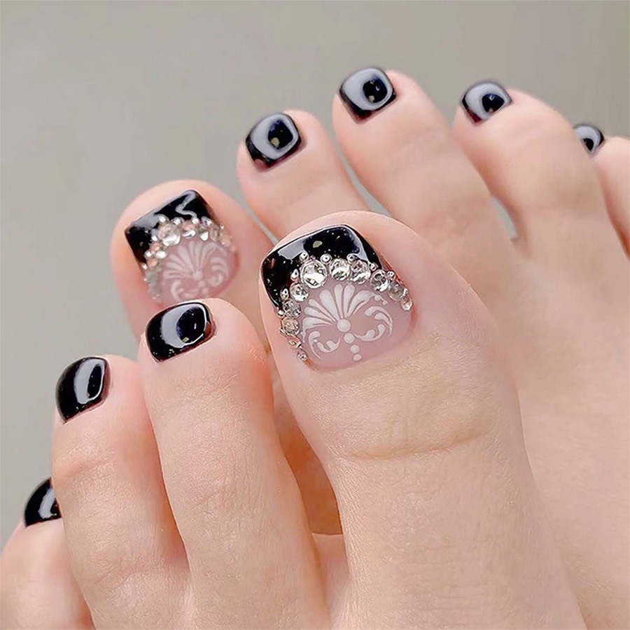 American Nails Center in Warren, MI (2)