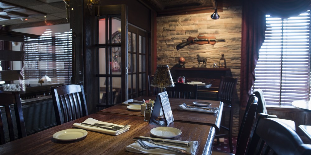 Great Escape Restaurant in Schiller Park, IL