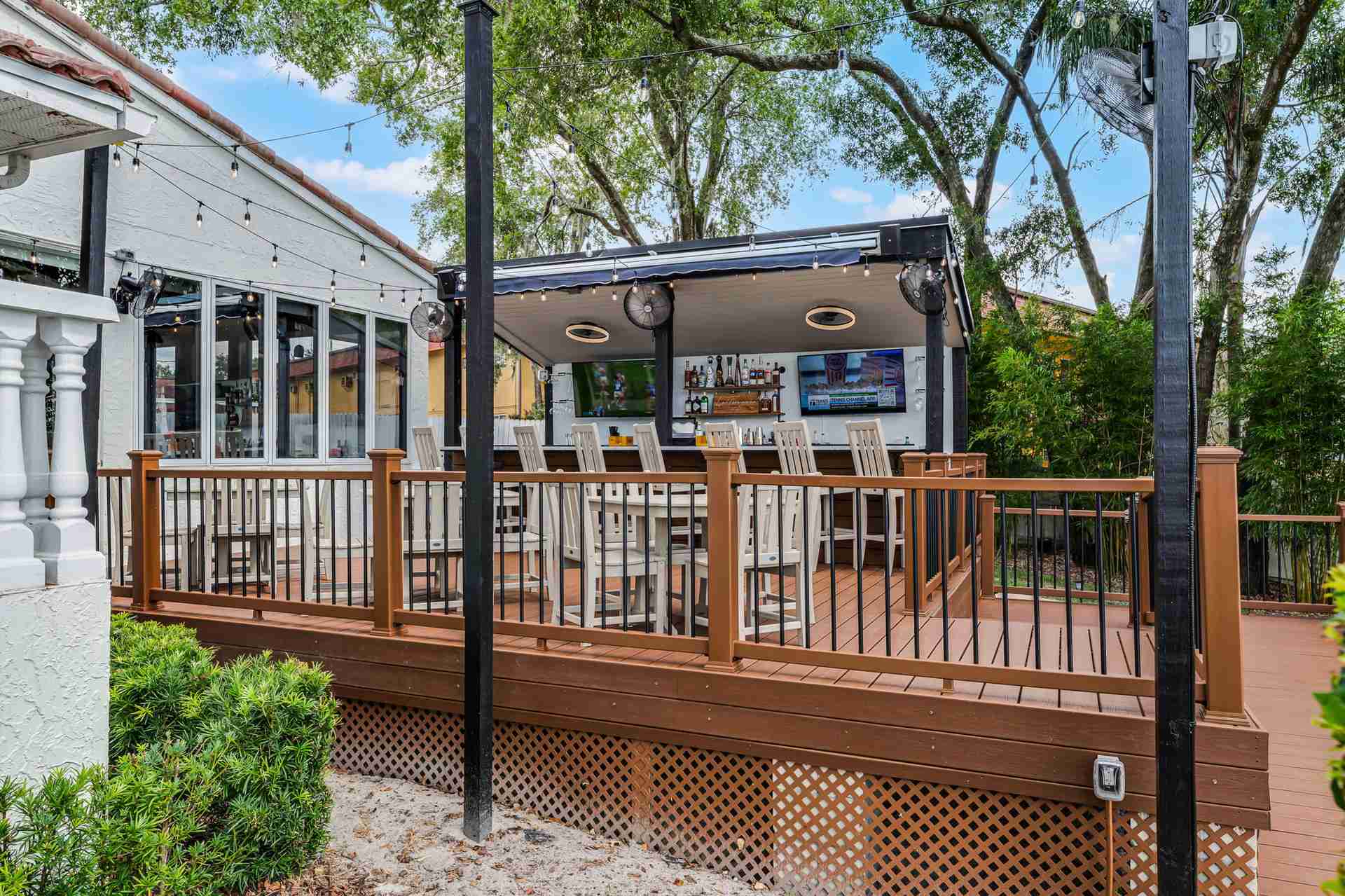 Enzo's on the Lake in Longwood, FL