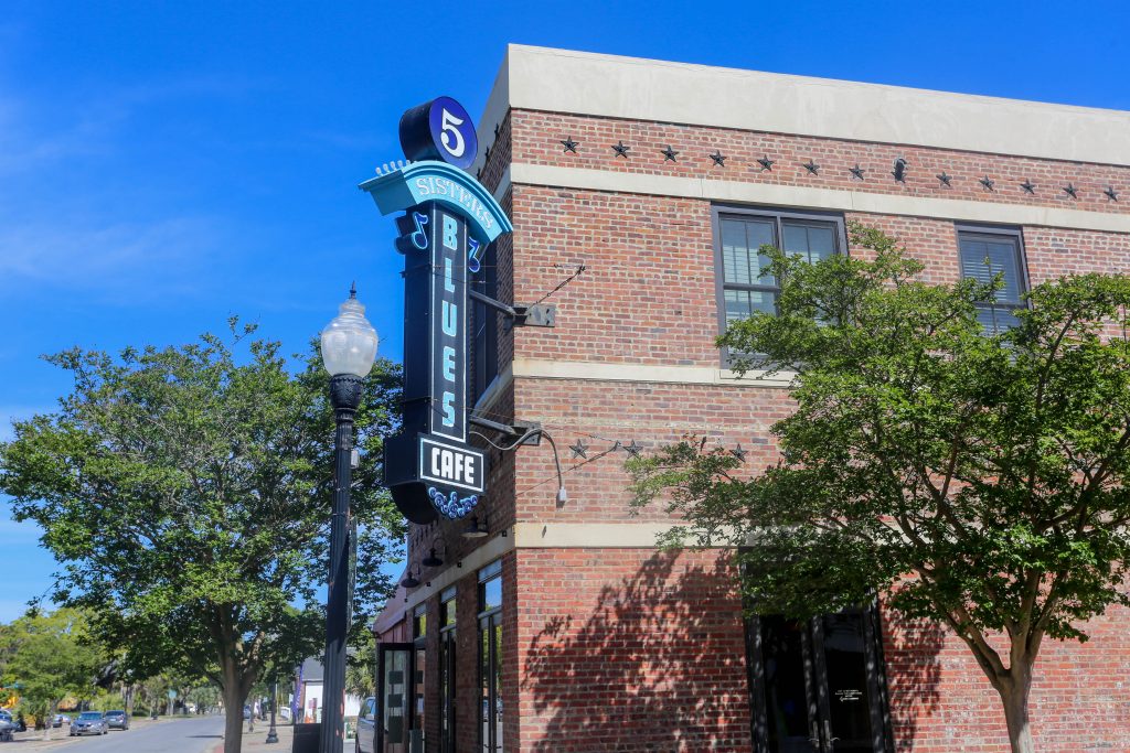 Five Sisters Blues Cafe in Pensacola, FL