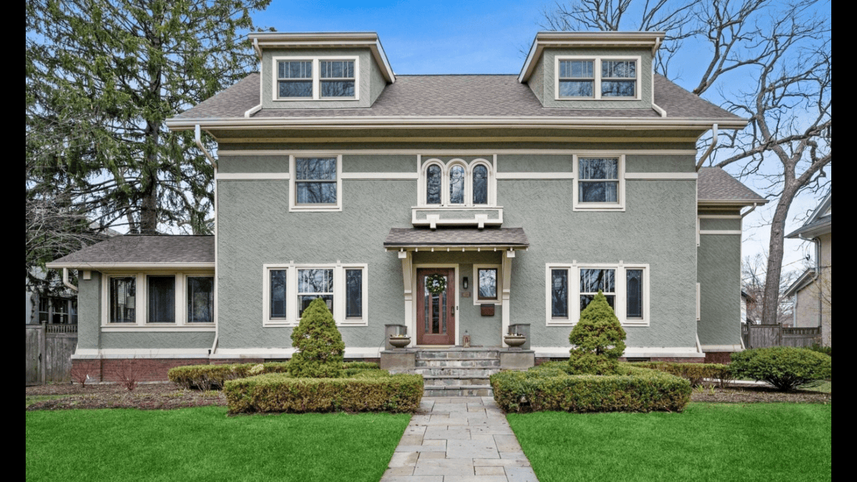 Meg + Katie Group / Compass Real Estate in Winnetka, IL